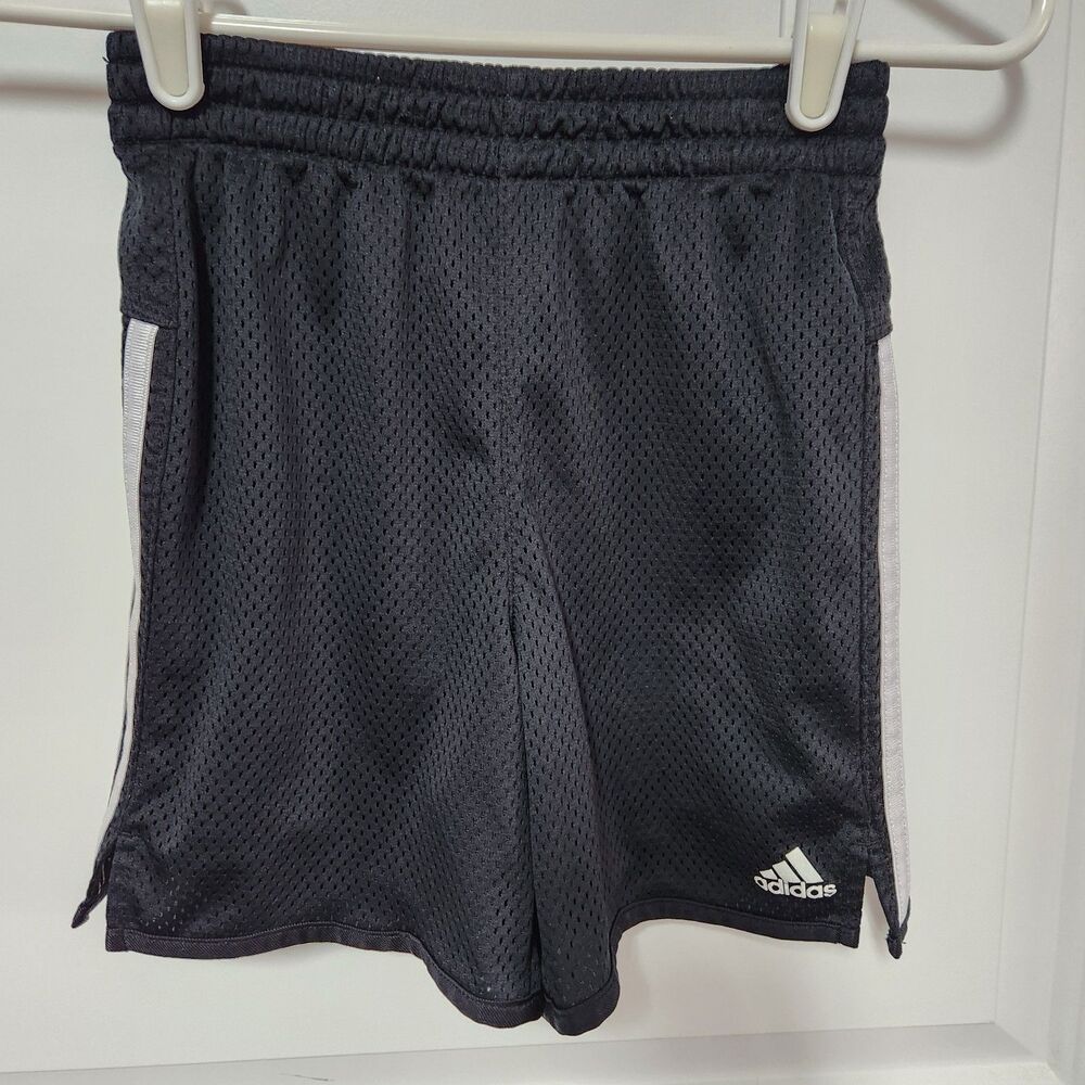 adidas Boys Black White Athletic Shorts Size 10/12 Basketball Mesh Gym Sporty